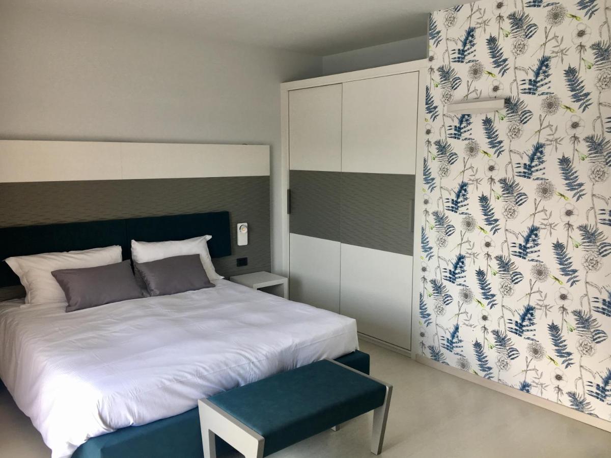 Hotel L'Approdo 페텐나스코 외부 사진
